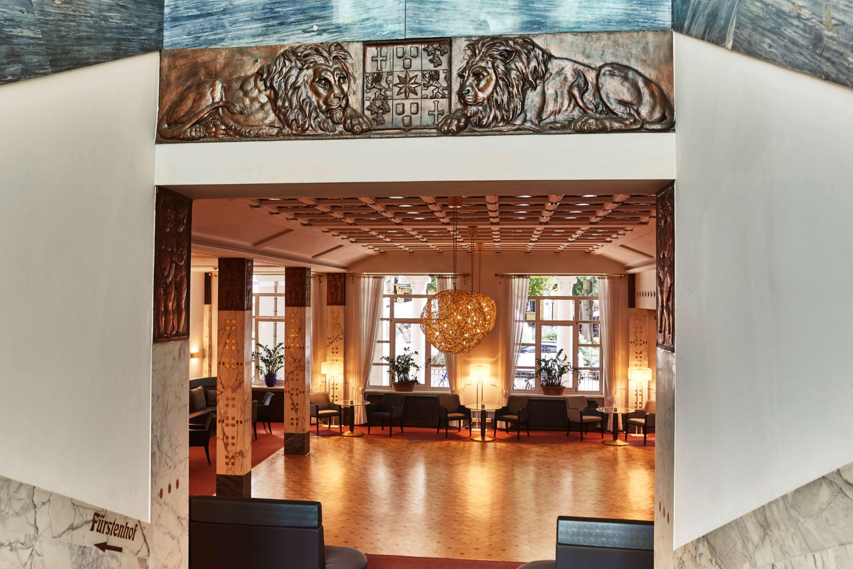 Steigenberger Hotel & Spa Bad Pyrmont Εξωτερικό φωτογραφία The interior of the hotel