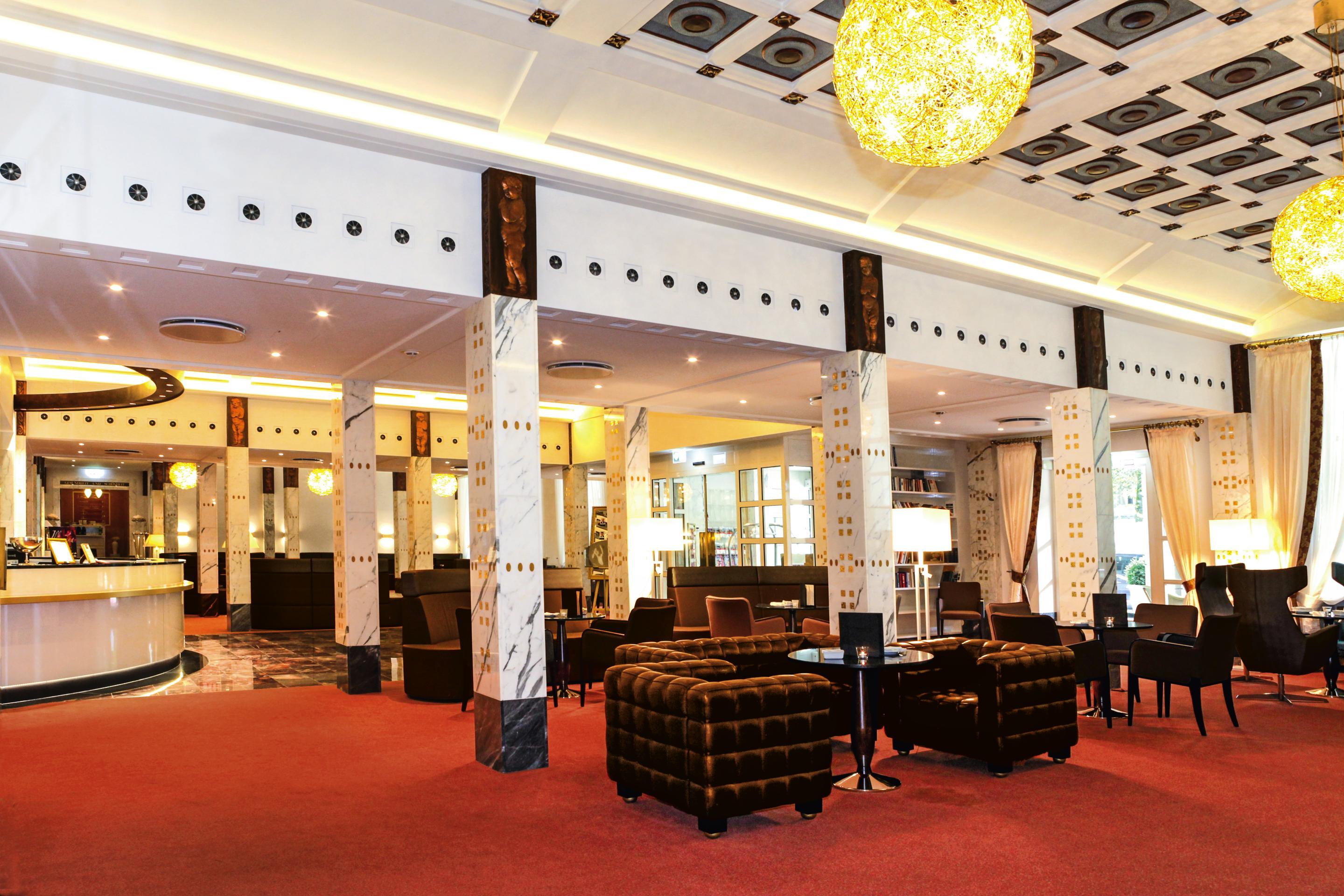 Steigenberger Hotel & Spa Bad Pyrmont Εξωτερικό φωτογραφία The interior of the hotel